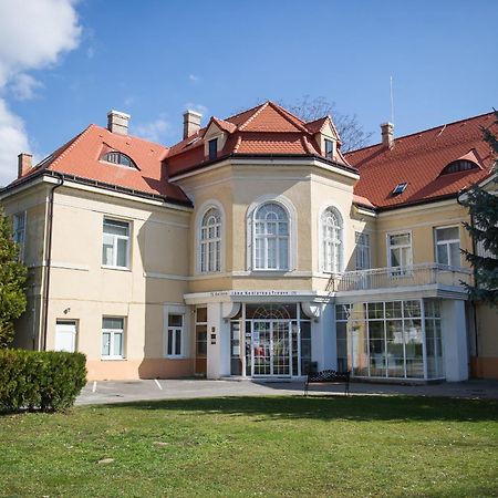 Milde'S Apartment Near The City Center - Hospodarska Street Trnava Eksteriør billede