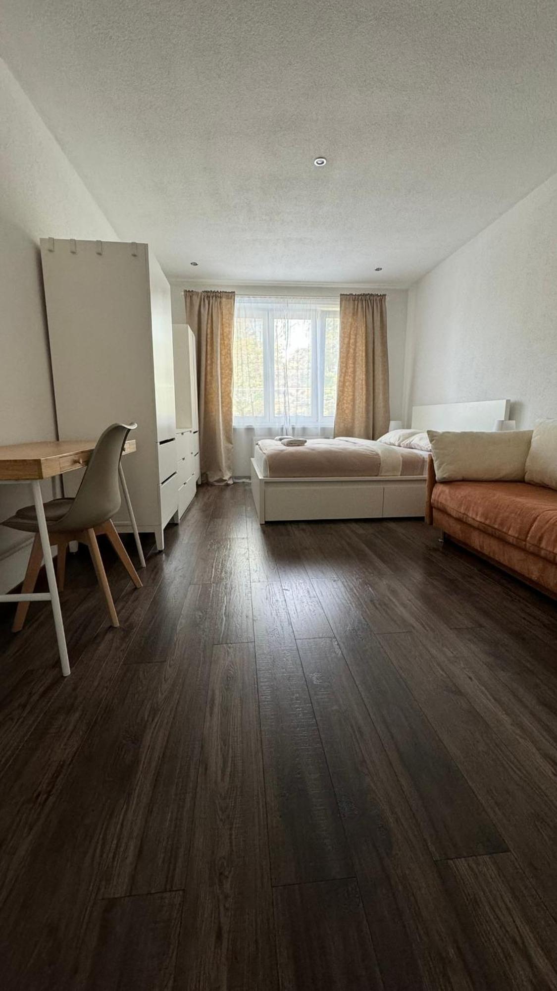 Milde'S Apartment Near The City Center - Hospodarska Street Trnava Eksteriør billede