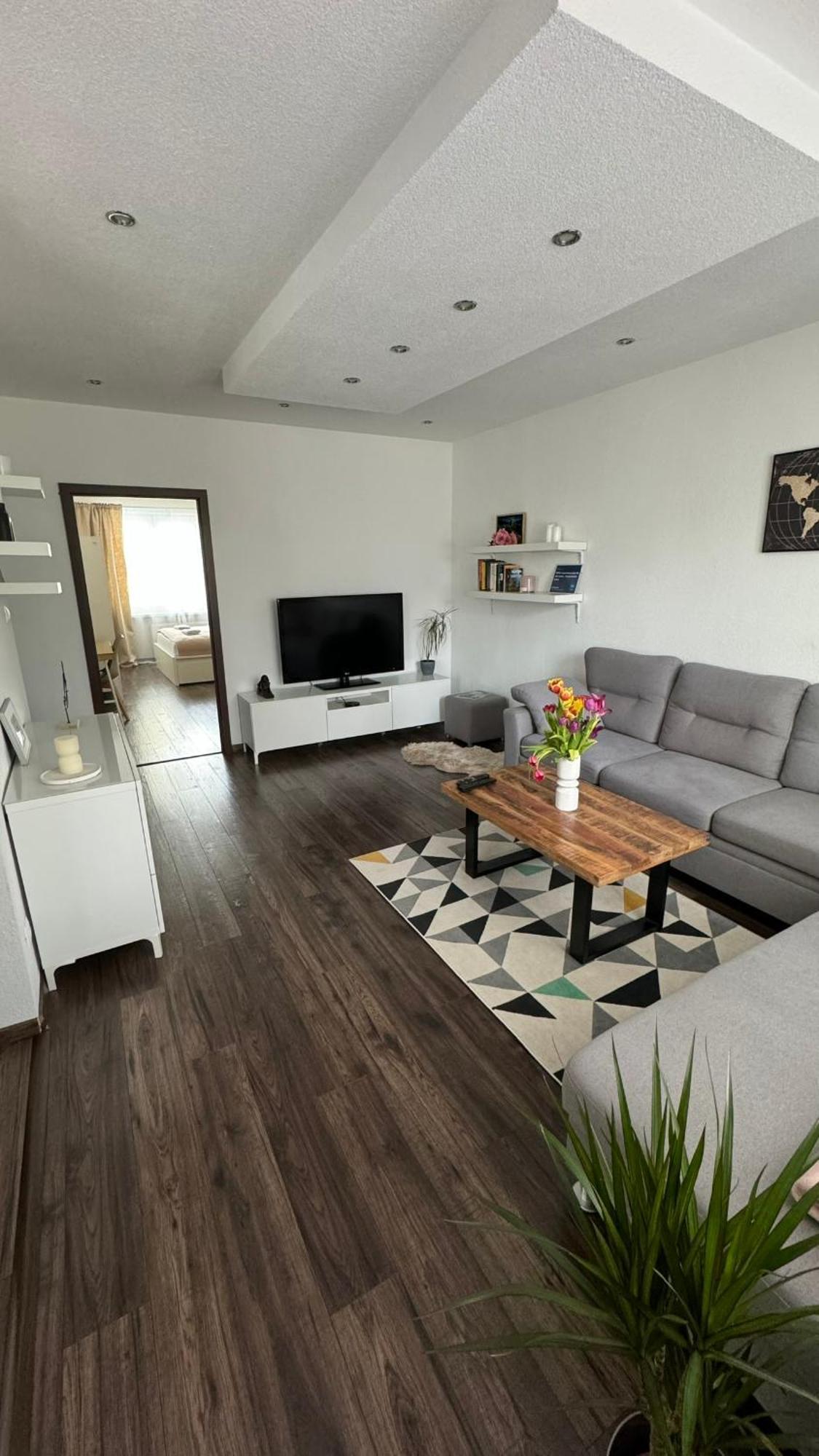 Milde'S Apartment Near The City Center - Hospodarska Street Trnava Eksteriør billede