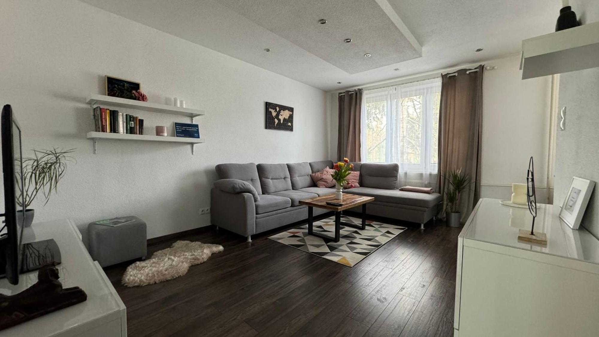 Milde'S Apartment Near The City Center - Hospodarska Street Trnava Eksteriør billede